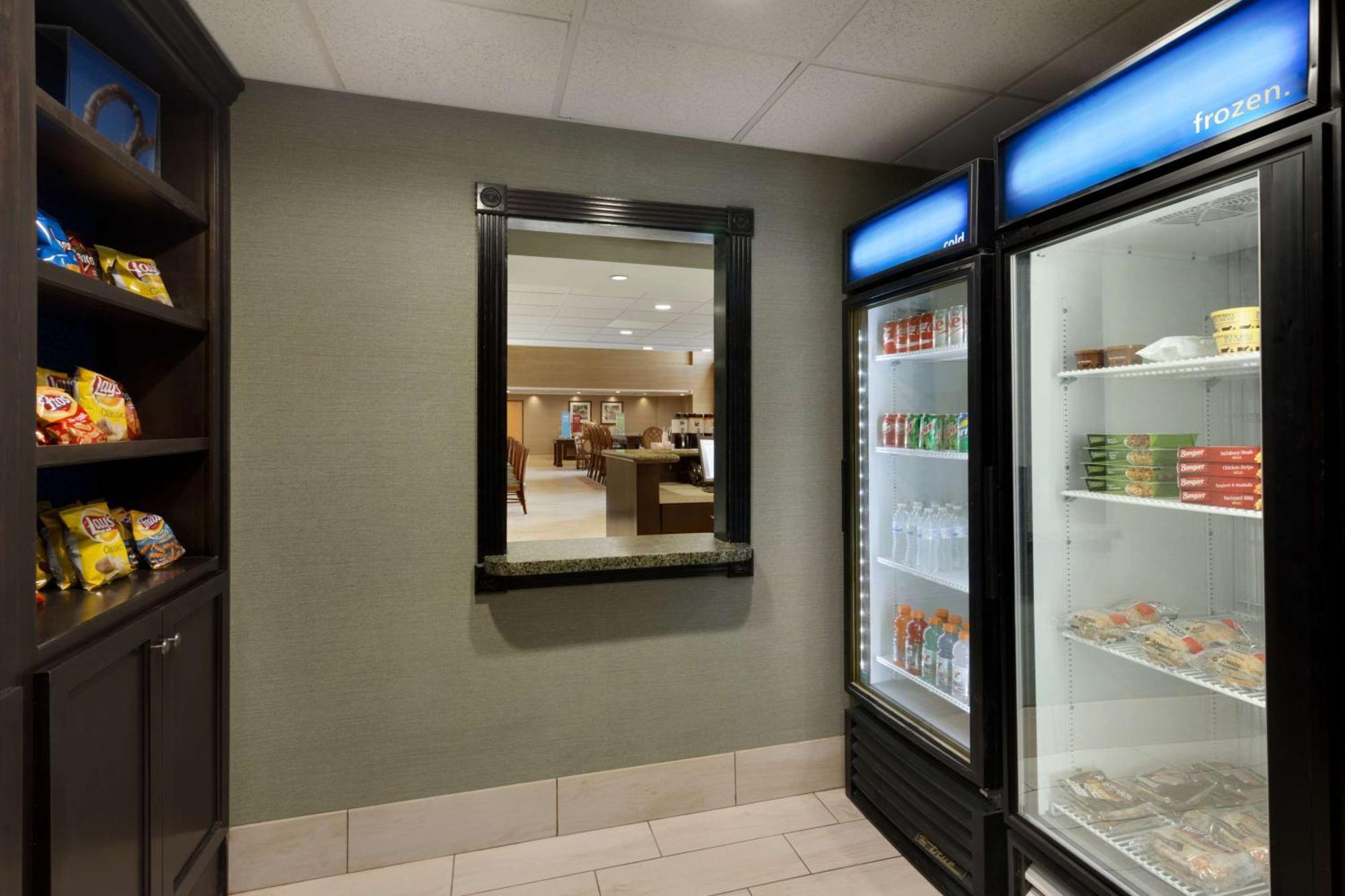 伯明翰机场区汉普顿套房酒店 Irondale 外观 照片