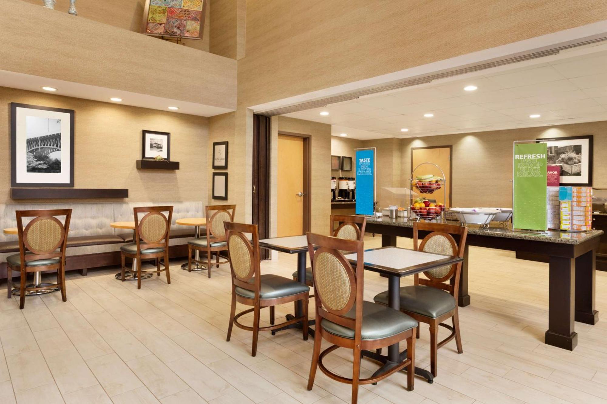 伯明翰机场区汉普顿套房酒店 Irondale 外观 照片
